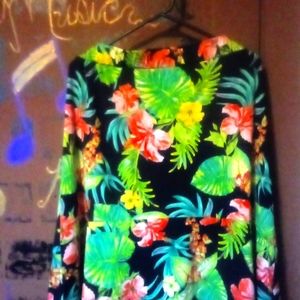 NWOT WOMAN COLORFUL SKIRT SZ XL